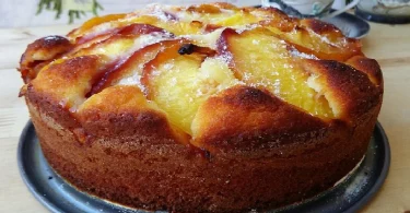 Gateau aux pêches et noix de coco recette facile