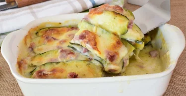 Gratin de courgettes au jambon et à la mozzarella