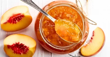 Confiture de pêche faible en sucre